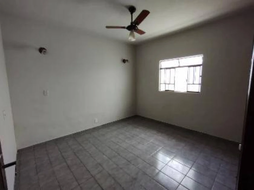 Rua João Venício Palazzo, 79, Retiro da Mantiqueira, Cruzeiro, SP, 12710110
