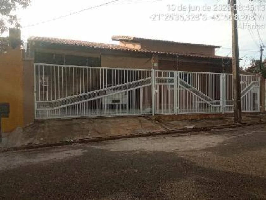 Rua José Ferreira de Moraes, 93, Jardim Aeroporto, Alfenas, MG, 37130778