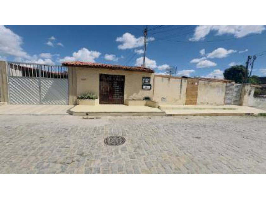 Casa em Leilão em Feira De Santana / BA - 198648