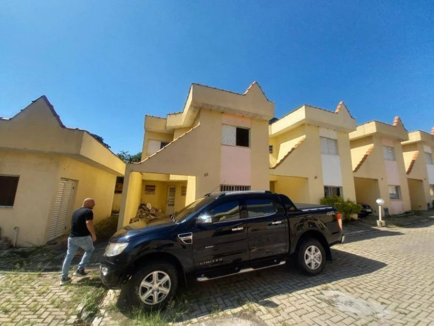 Estrada Takashi Kobata, 2.065, Casa 23 - Condomínio Residencial Oliveira I, Jardim Europa, Suzano, SP, 08696040