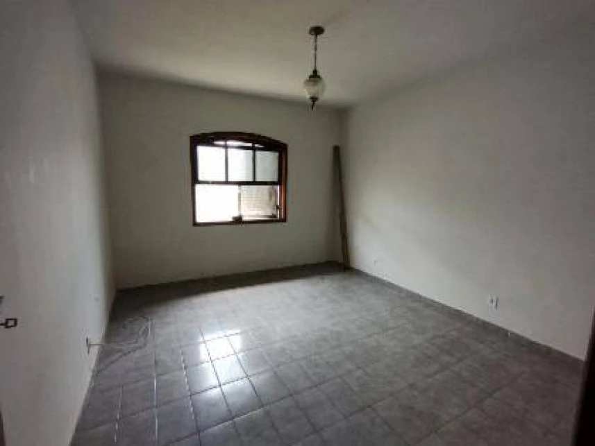 Rua João Venício Palazzo, 79, Retiro da Mantiqueira, Cruzeiro, SP, 12710110