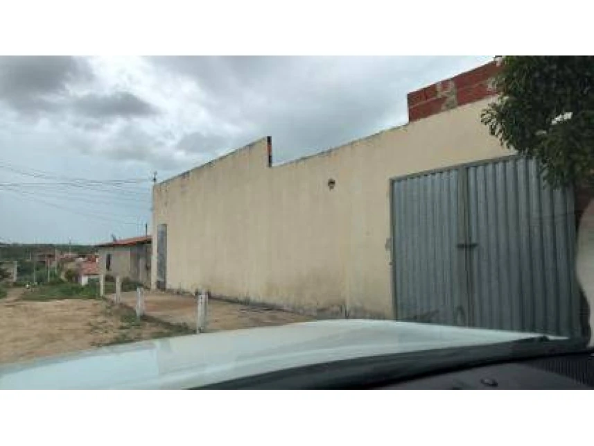 Leilão de Casa - Canindezinho - Canindé/CE cod: 234394