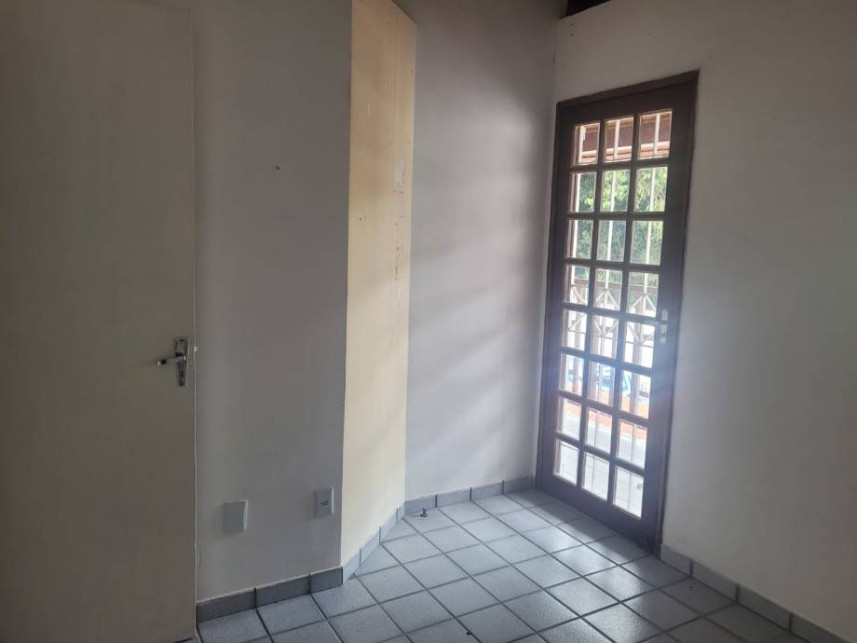 Imagem 8 do Leilão de Casa - Poty - Paulista/PE