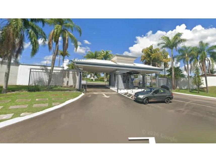 Casa em leilão com 190,18m² de área construída e 510m² de terreno, ocupada