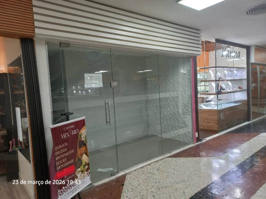 Loja desocupada de 28 m² com 1 vaga