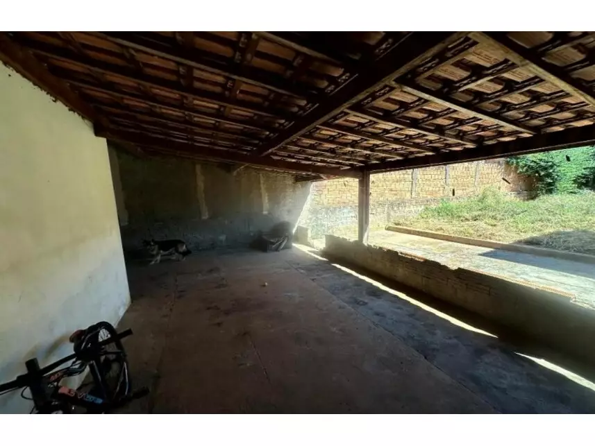 Casa em leilão em Araraquara/SP a partir de R$ 299.401 | Lance Rápido