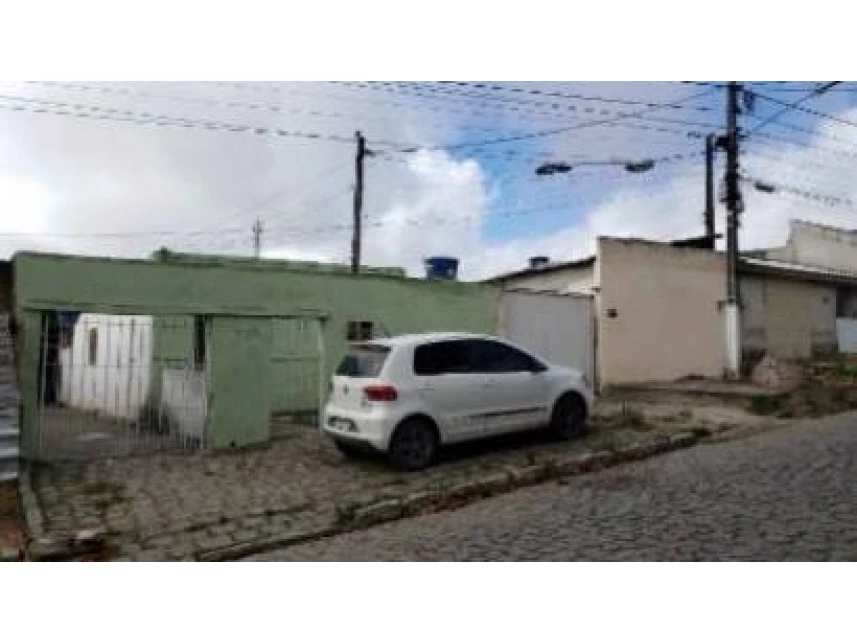 Leilão de Casa - São José - Garanhuns/PE cod: 234308