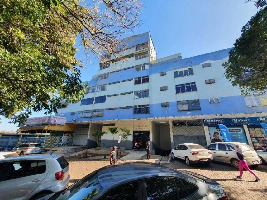Sala comercial de 41m², 1 banheiro, imóvel