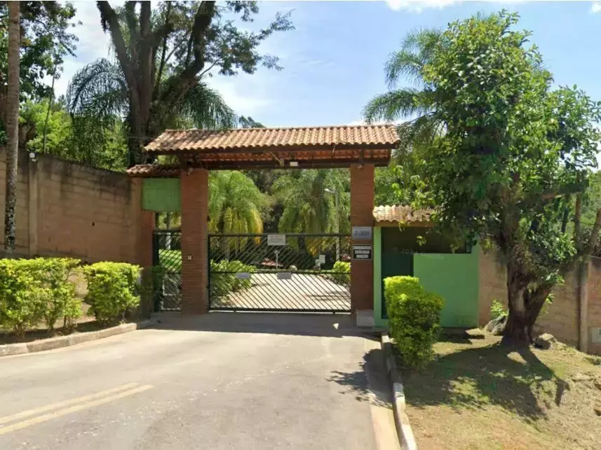 Casa em leilão em Aracariguama