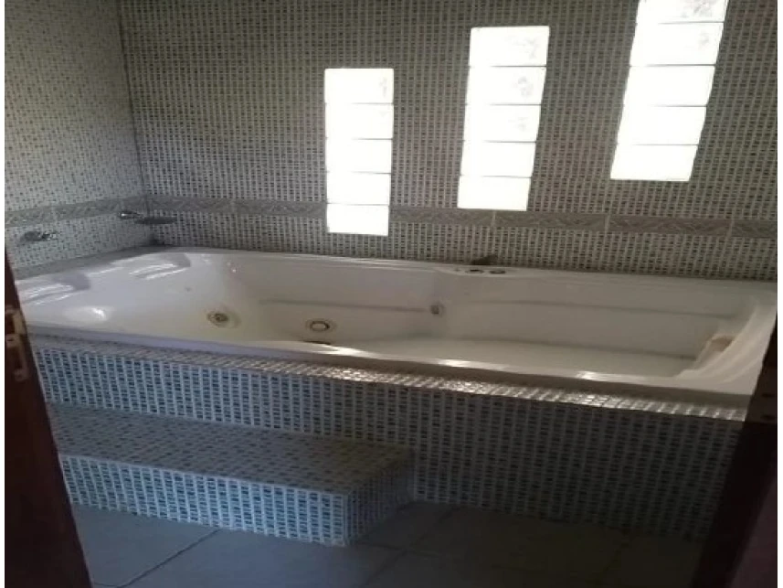 Casa em leilão em Angra dos Reis/RJ a partir de R$ 1.259.396 | Lance Rápido