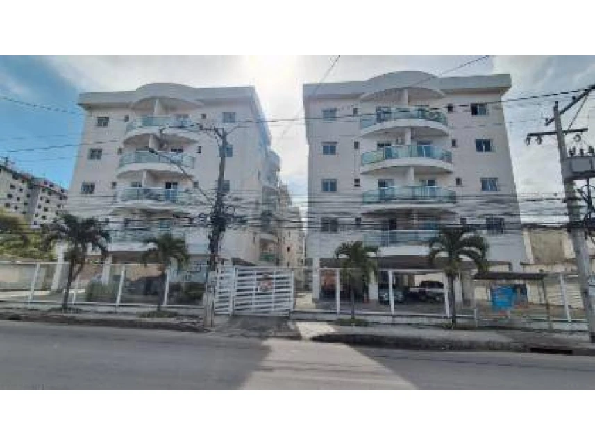 Apartamento com 2 quartos e 63 m²