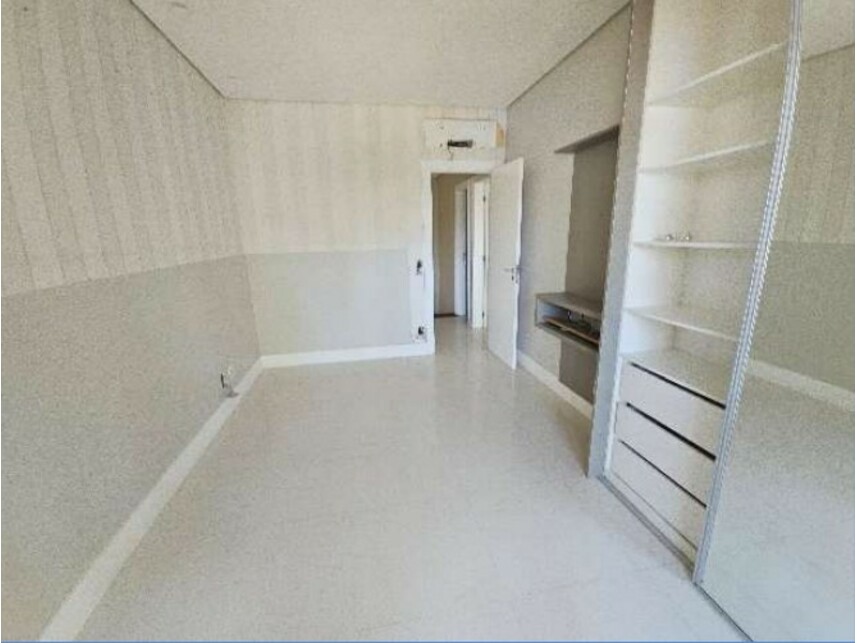 Imagem 13 do Leilão de Apartamento Duplex - Enseada - Guarujá/SP