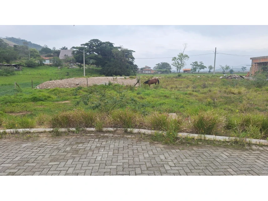 Terreno em leilão em Tubarão