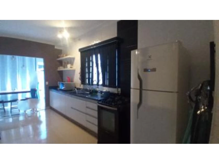 Casa em leilão em Mendonca/SP a partir de R$ 126.360 | Lance Rápido