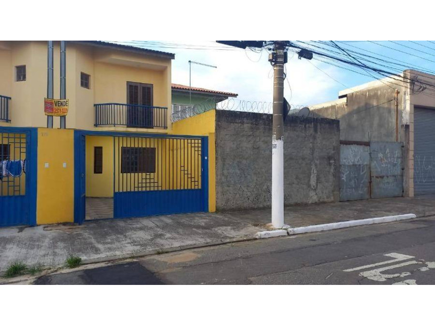 Casa com 2 quartos no Itaim Paulista (foto 2 de 9)