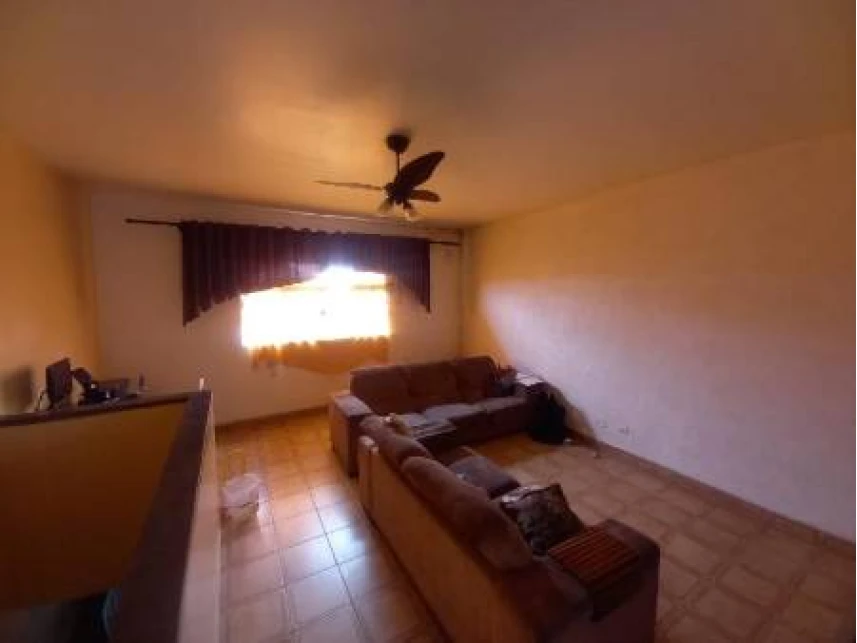 Casa em leilão em Sao Vicente/SP a partir de R$ 154.440 | Lance Rápido