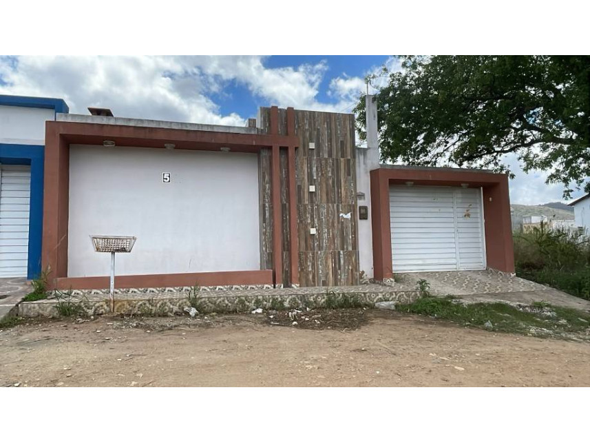 Imagem 1 do Leilão de Casa - Loteamento Fazenda Riacho do Mel - Gravatá/PE