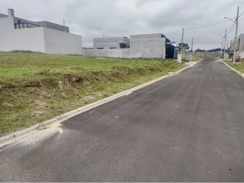 Terreno no Colônia Dona Luíza (foto 3 de 5)