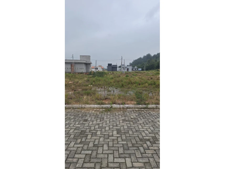 Terreno em leilão em Tubarão