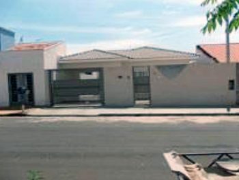 Casa em leilão - Rua Raphael Mercaldi, 51 - Itápolis/SP - Banco Bradesco S/A | Z11705LOTE029