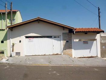 Casa em leilão - Rua Teotônio José de Melo, 60 - Piracicaba/SP - Banco Bradesco S/A | Z11705LOTE006