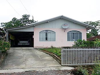 Casa em leilão - Rua Leopoldo Tambosi, 104 - Laurentino/SC - Bari Companhia Hipotecária | Z12604