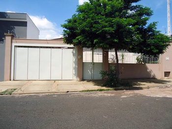 Casa em leilão - Rua Voluntário Geraldo,, 2287 - São Joaquim da Barra/SP - Banco Bradesco S/A | Z12440LOTE008
