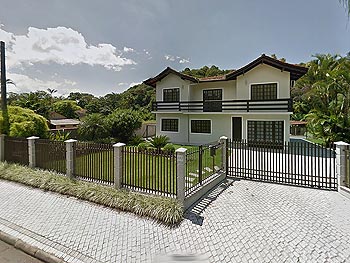 Casa em leilão - Rua Vereador Guilherme Zuege, , 585 - Joinville/SC - Bari Companhia Hipotecária | Z12604