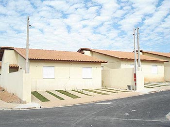 Casa em leilão - Rua Ceará, 120 - Ferraz de Vasconcelos/SP - Banco Pan S/A | Z12571LOTE025