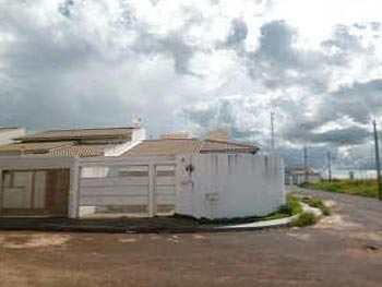 Casa em leilão - Rua 05, 33 - Quirinópolis/GO - Banco Bradesco S/A | Z12656