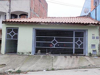 Casa em leilão - Rua Marco Campari, 31 - Americana/SP - Banco Santander Brasil S/A | Z12720