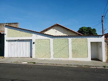 Casa em leilão - Rua Onofre Ferreira de Carvalho, 392 - Uberaba/MG - Banco Bradesco S/A | Z12884LOTE009