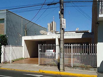 Casa em leilão - Rua Itacolomi, 3.128  - Votuporanga/SP - Banco Bradesco S/A | Z13304LOTE005