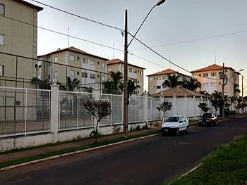 Apartamento em leilão - Av. São Paulo, 21 - Araguari/MG - Banco Bradesco S/A | Z13389LOTE016