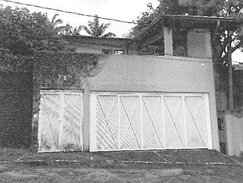 Casa em leilão - RUA MERCES, 50 - Carapicuíba/SP - Caixa Econômica Federal - CEF | Z13737LOTE010