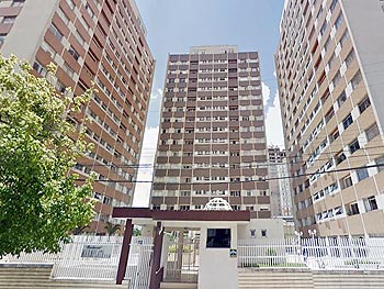 Apartamento em leilão - Rua Guararapes, s/n° - Curitiba/PR - Banco Santander Brasil S/A | Z13736LOTE006
