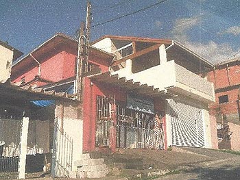 Casa em leilão - Rua ISMÊNIA, 284 - Cotia/SP - Caixa Econômica Federal - CEF | Z13737LOTE021