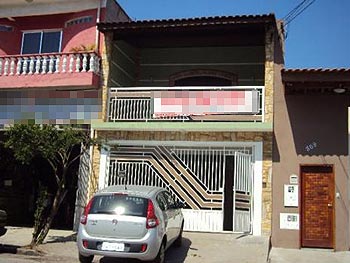 Casa em leilão - Rua Pavão, 301 - Caieiras/SP - Banco Santander Brasil S/A | Z13801LOTE025