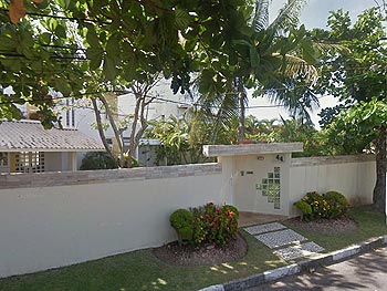 Casa em leilão -  Rua Praia de Iguape, 85 - Lauro Freitas/BA - Banco Santander Brasil S/A | Z13801LOTE026