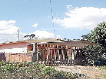 Casa em leilão - Rua Guanabara, 2543 - Xanxerê/SC - Banco Pan S/A | Z13939