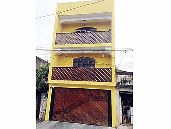 Casa em leilão - Rua Cruzeiro, s/n - Embu das Artes/SP - Banco Sistema | Z13912LOTE003