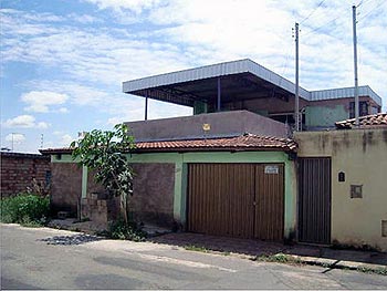 Casa em leilão - Rua Conceição Pinto do Amaral,, 505 - Nova Serrana/MG - Banco Bradesco S/A | Z14065