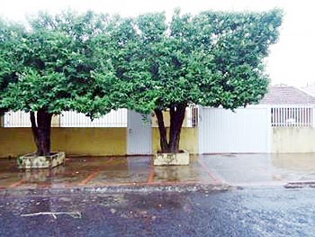 Casa em leilão - Rua Visconde de Taunay, 643 - Aquidauana/MS - Banco Bradesco S/A | Z14074LOTE012