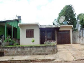 Casa em leilão - Rua Henrique Plegge, 46 - Panambi/RS - Banco Santander Brasil S/A | Z14333LOTE020