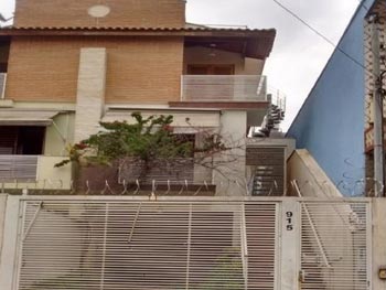 Casa em leilão - Rua Bica de Pedra, 915 - São Paulo/SP - Banco Santander Brasil S/A | Z14570LOTE011