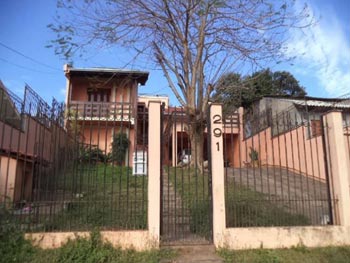 Casa em leilão - Rua Alberto Pasqualine, 291 - São Leopoldo/RS - Banco Santander Brasil S/A | Z14570LOTE008