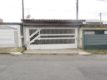 Casa em leilão - Avenida Katisutoshi Naito, 2273 - Suzano/SP - Banco Santander Brasil S/A | Z14814LOTE027