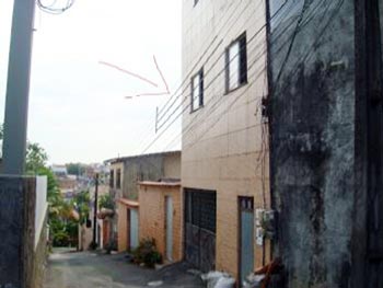 Casa em leilão - Rua VL-33, 78 - Salvador /BA - Banco Pan S/A | Z15052LOTE002