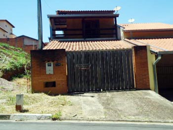 Casa em leilão - Rua Catharina Poletto Melle , 150 - Vinhedo/SP - Banco Bradesco S/A | Z15054LOTE005