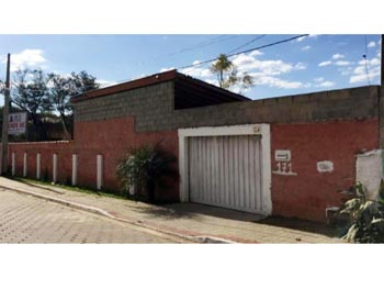 Casa em leilão - Rodovia SP-42, 171 - São Bento do Sapucaí/SP - Banco Bradesco S/A | Z15288LOTE004